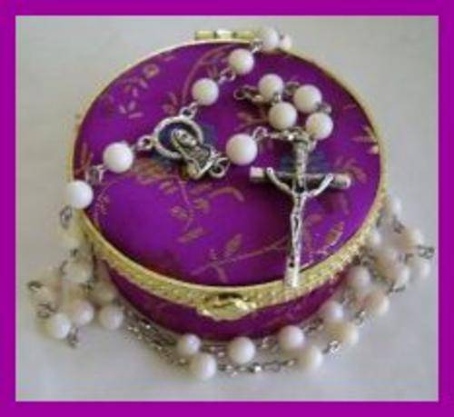 Catholic Rosary in Round Trinket Box