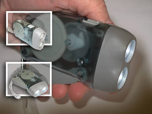 HAND DYNAMO - TOURCH THAT USES NO BATTERIES BUY 1 GET 1 FREE