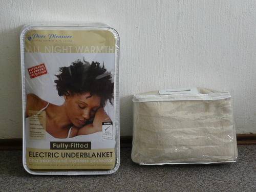 Electric Blanket Queen-size Dual Control NEVER USED in original packing - perfect