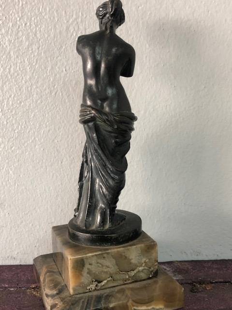 STUNNING VINTAGE BRONZE STATUE -APHRODITE OF MILOS-ON A MARBLE BASE.