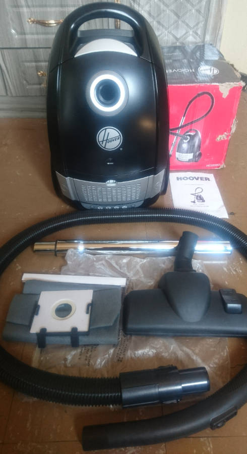 Hoover Hybrid Bag-less/Bagged Cylinder Vacuum Cleaner - HC2200D - Display As New (Please Read)