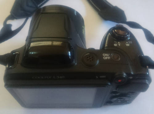 Nikon CoolPix L340 (20.2MP) Excellent Condition!!
