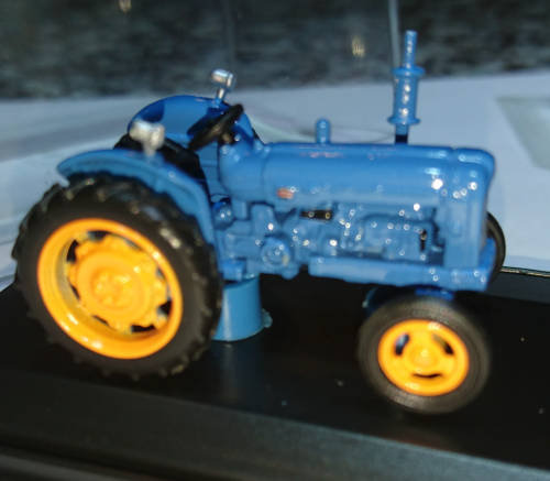 High Detailed Oxford Diecast Vintage Tractor & Trailer