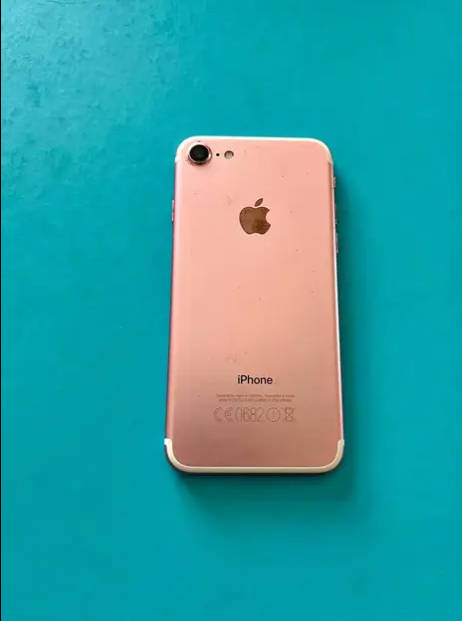 APPLE IPHONE 7 32G|| EXCELLENT CONDITION, NO ICLOUD,OPEN TO ALL NETWORK ||BARGAIN