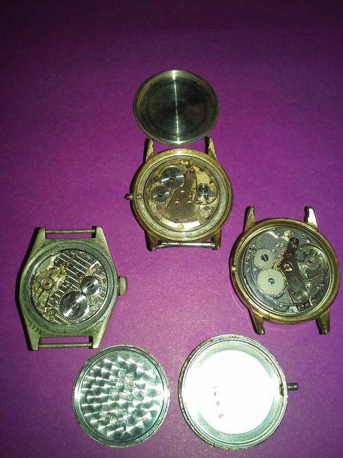Highly collectible watches! Low start.
