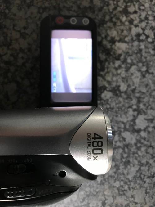 Sony handycam DCR-DVD202E