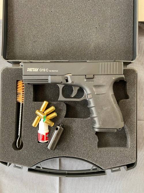 Retay Glock 19 Blank Gun / Pepper Pistol for self defence