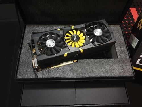 MSI LIGHTNING R9 290X 4GB