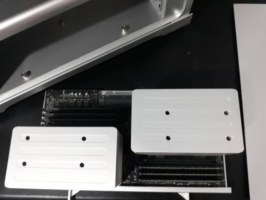 2x Xeon APPLE Mac Pro 5,1