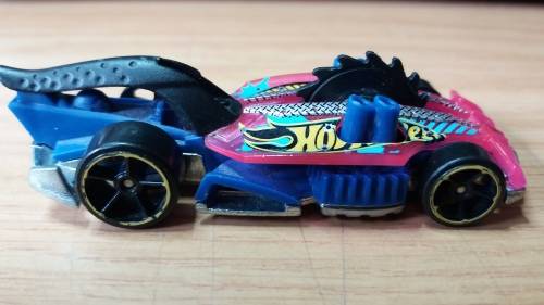 Hotwheels: Buzzerk (2013 Attack Pack 5-Pack)