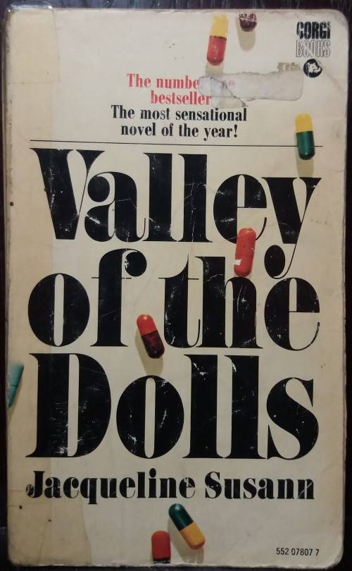 Books: Valley of the dolls - Jacqueline Susann