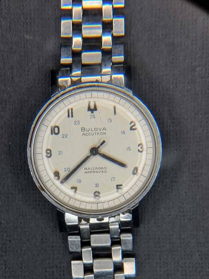 Vintage Swiss Bulova Accutron Rail Road Approved (not working)