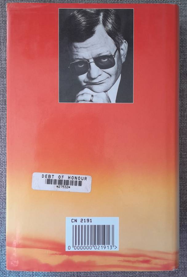 Debt of Honour - Tom Clancy (Hardcover 1994 First edition)