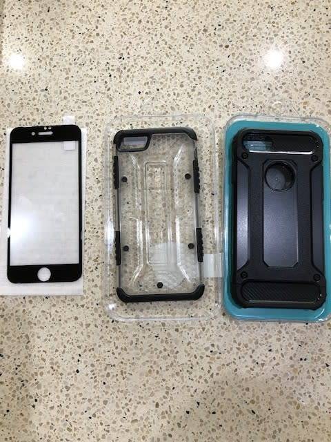 Black IPhone 7 128gb Bundle
