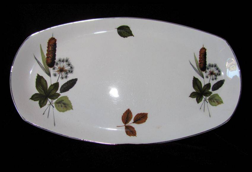 **COLLECTABLE** BEAUTIFUL MIDWINTER STAFFORDSHIRE ENGLAND PLATTER "RIVERSIDE" DESIGN BY JOHN RUSSEL