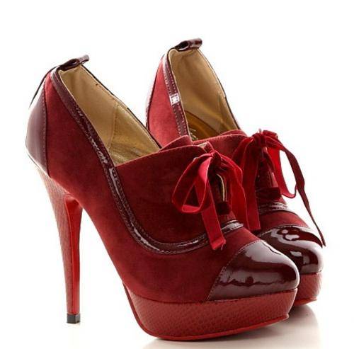 Patent Leather Lace-up Type High-heeled Shoes