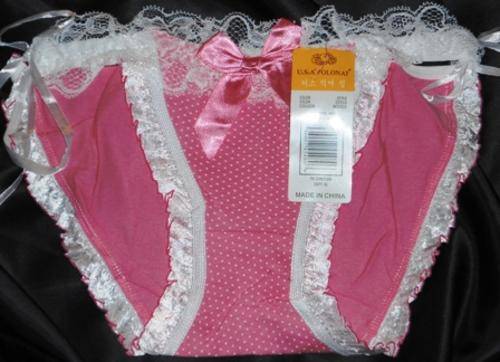 Pretty in light pink panty with white lace!!