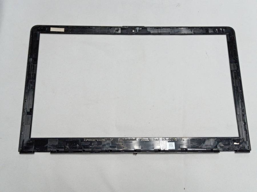 HP 250 G6 LCD Front Bezel AP204000300