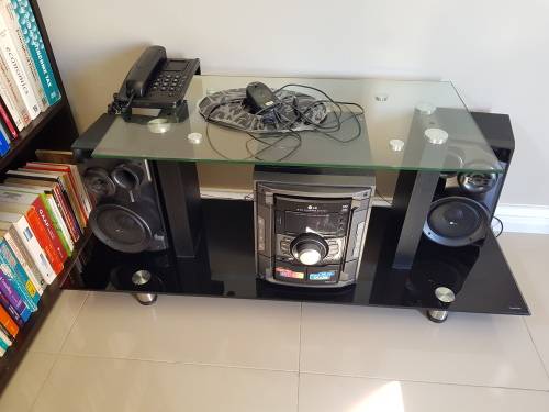 Executive Tempered Glass TV Stand in mint condition