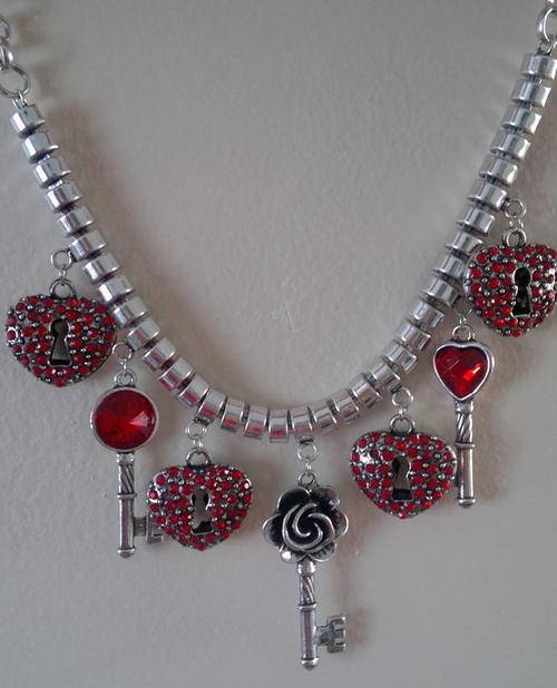 A MUST HAVE - absolute gorgeous RED charm necklace