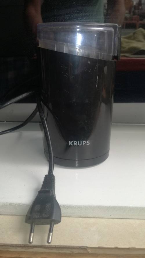 KRUPPS COFFEE GRINDER Black , Very Minimal use ,Perfect working order
