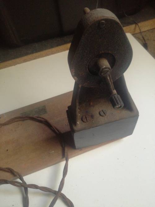 Vintage Cine-Kodak Senior Editor for 16mm Film and Rollers  1940`s