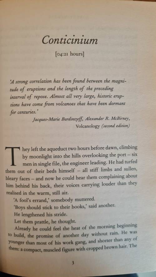Pompeii - a novel by Robert Harris