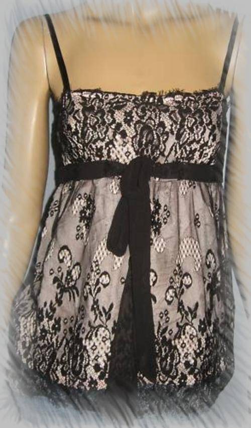 ***WAREHOUSE STUNNING LACEY TOP * UNWORN * SIZE 10***