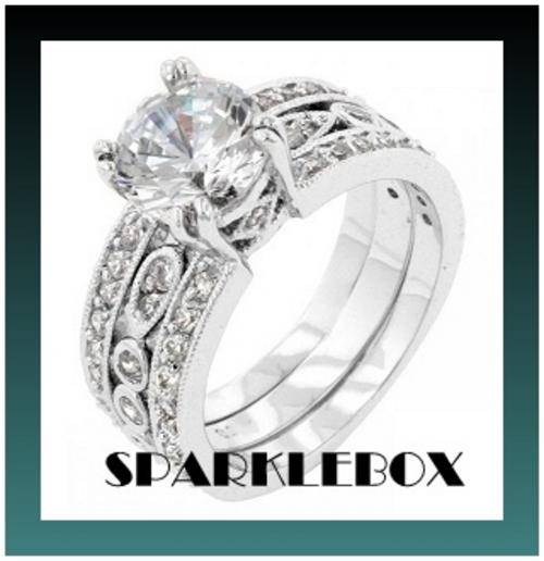 **VINTAGE DESIGN 6.8ct BRIDAL 2 PIECE SIMULATED DIAMOND RING SET**SIZE 6