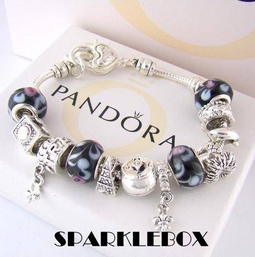 **FREE GIFT BOX**BELLA  STYLE - CHARM BRACELET -BLACK AND WHITE GLASS BEADS WITH CHARMS