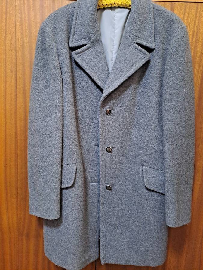 Riastar Tailored Grey Coat - Like New