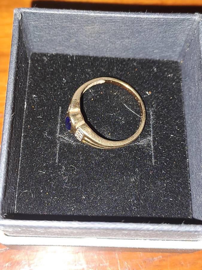 9ct Gold Ring with Natural Diamonds and Blue Stone