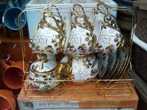 (FREE SHIPPING) 26 piece full tea coffee cups saucers set with Gold and White design
