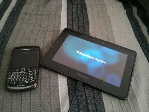 Blackberry bold 9700 + BB playbook (16Gb) + Free sim(with 500Mb data*4months)