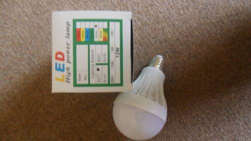 NEW E27 - 12W White LED High Power Globes - 220V Screw-in