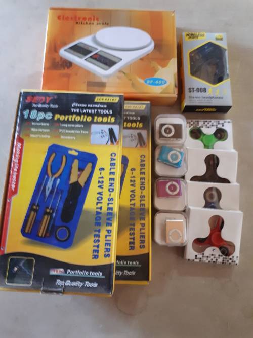 Mixed Job Lot - Consists of " 5 items" for shipping purposes