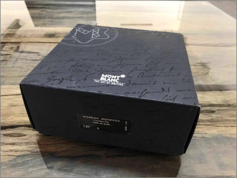 Montblanc Meisterstück Gold Fountain Pen