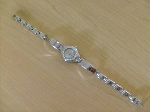 LADIES SILVER  Quartz Watch Brand New jewel encrusted face