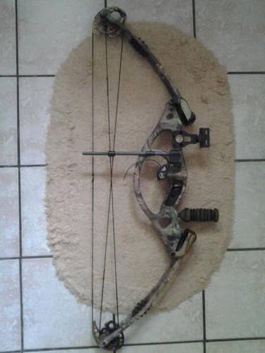 Hoyt Reflex Excursion Camo Hunting Bow