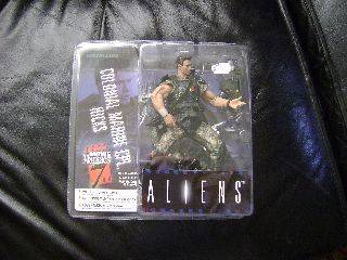 McFarlanes - Movie Maniacs 7 - Aliens Colonial Marine Cpl Hicks - Mint in Box