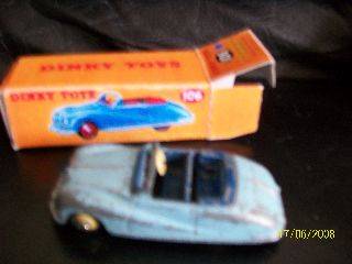 Dinky - 106 - Austin Atlantic,Cream hubs,Dk Blue Seats