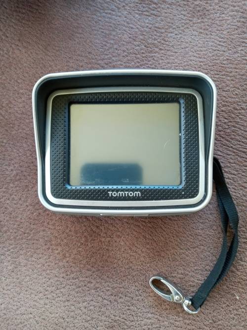 TOMTOM RIDER GPS WITH MAPS AFRICA AND CARDO HEADSET