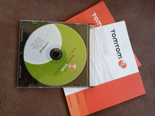 TOMTOM RIDER GPS WITH MAPS AFRICA AND CARDO HEADSET