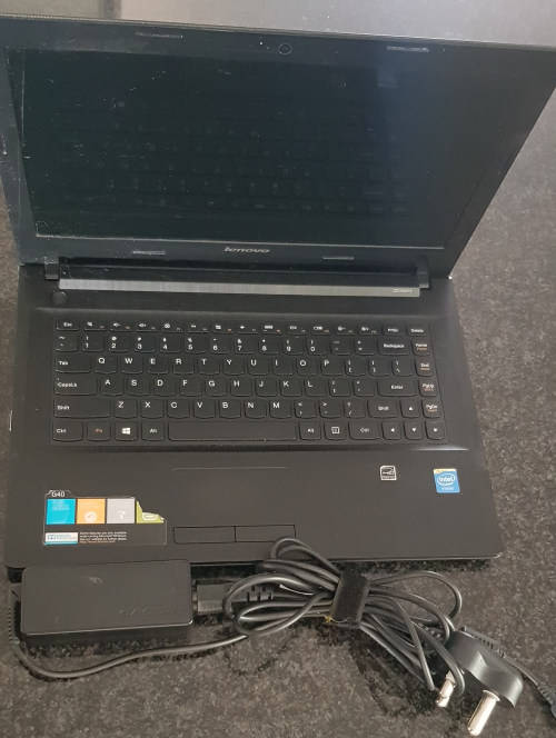 Lenovo G40-30