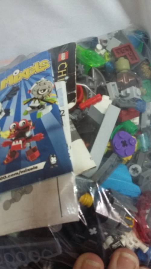 ASSORTED LEGO - CHIMA, SUPERHERO AND MIXEL