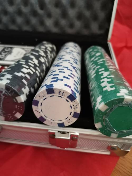 Poker set in brief case - still sealed