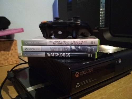 Xbox 360 E 500gig console plus controller and games URGENT SALE