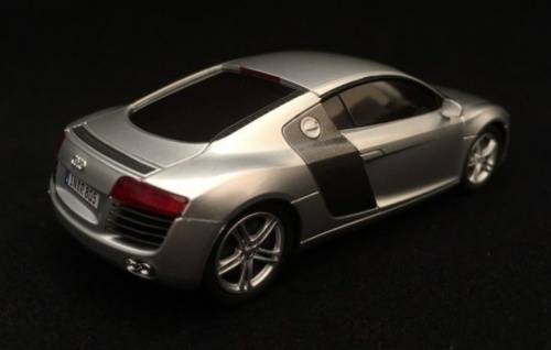 Audi R8 2008 silver+carbon 1/43 Kyosho.dNaNo NEW+boxed  #4327 instant wheels