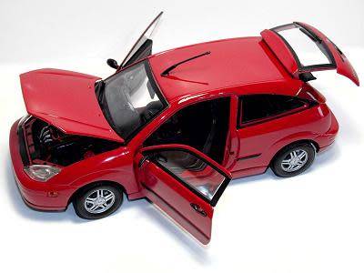 Ford Focus ZX 3 2002 red 1/18 Premium Edtns NEW FREE shipping ex SA stock #8908 instant wheels