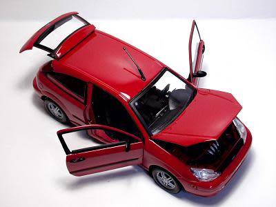 Ford Focus ZX 3 2002 red 1/18 Premium Edtns NEW FREE shipping ex SA stock #8908 instant wheels